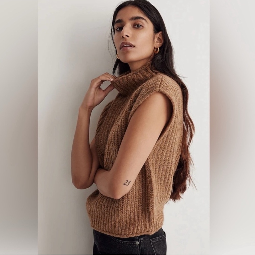 Madewell Turtleneck Sleeveless Sweater